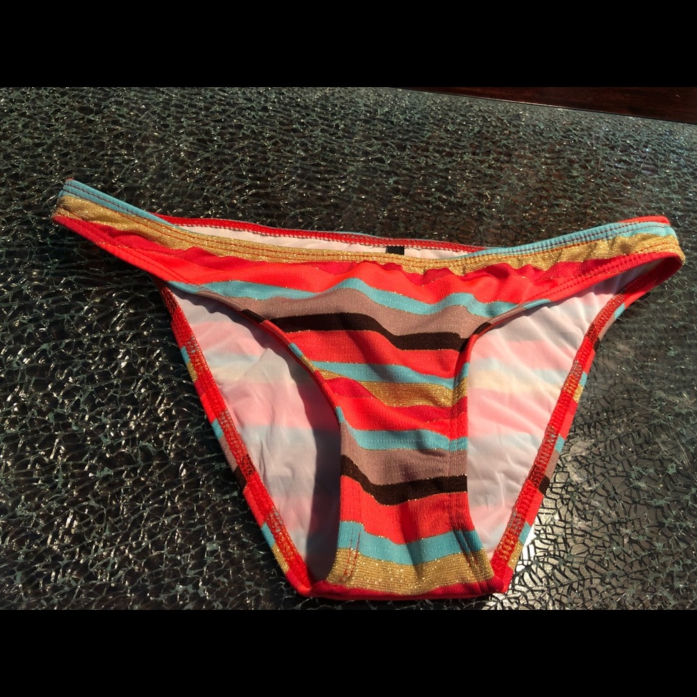 Radio Fiji Bikini